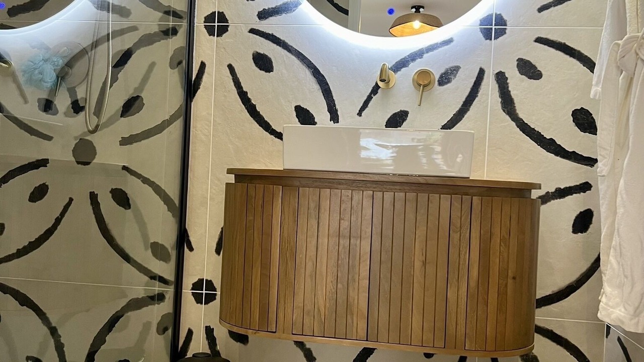Photo of Bathroom in Villeneuve Loubet Beach