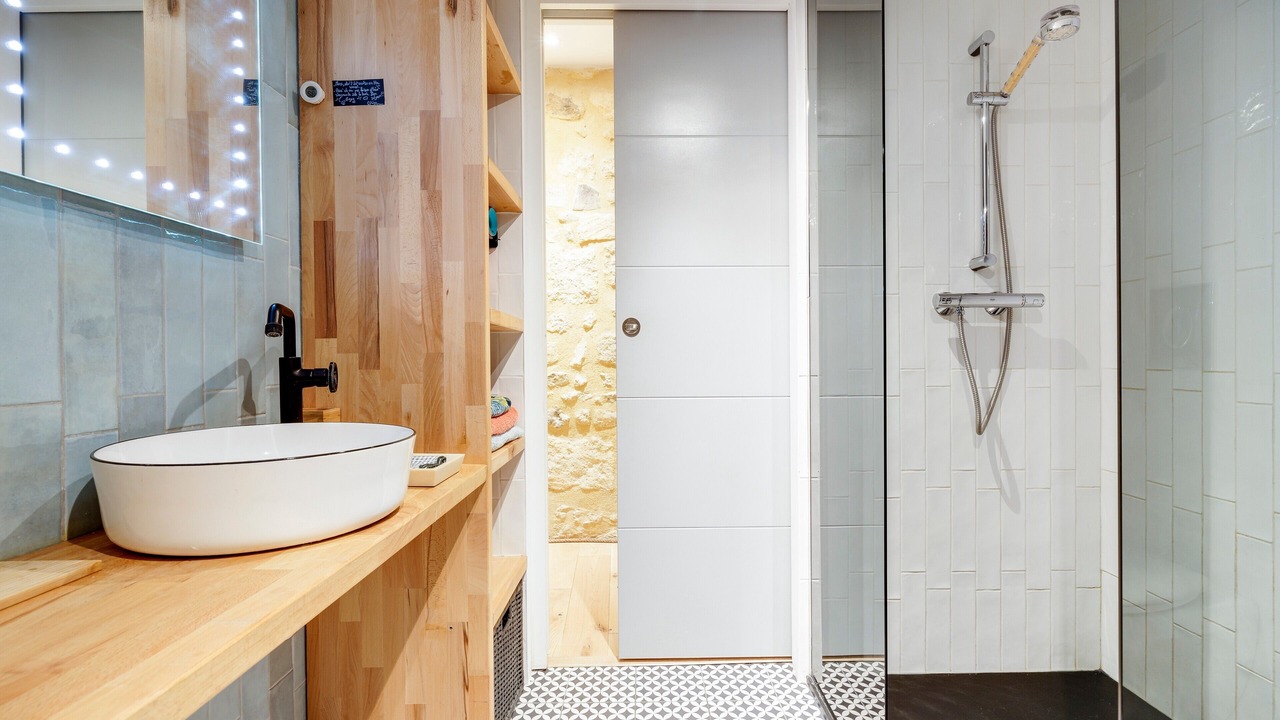 Photo of Bathroom in Capucins - Victoire