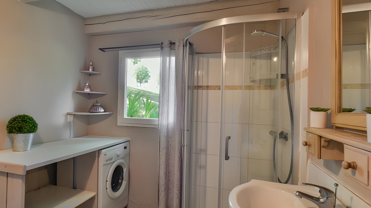 Photo of Bathroom in Pons