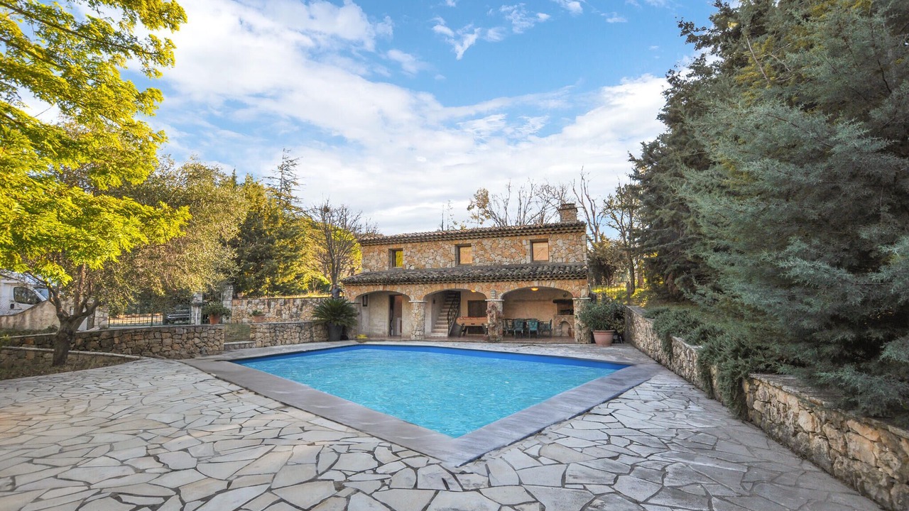 Photo of Outdoor in Saint-Vallier-de-Thiey