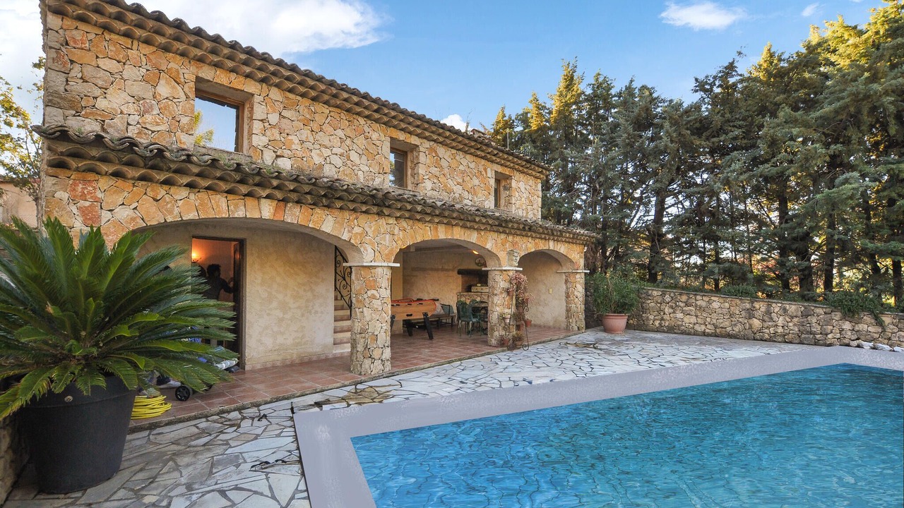 Photo of Outdoor in Saint-Vallier-de-Thiey