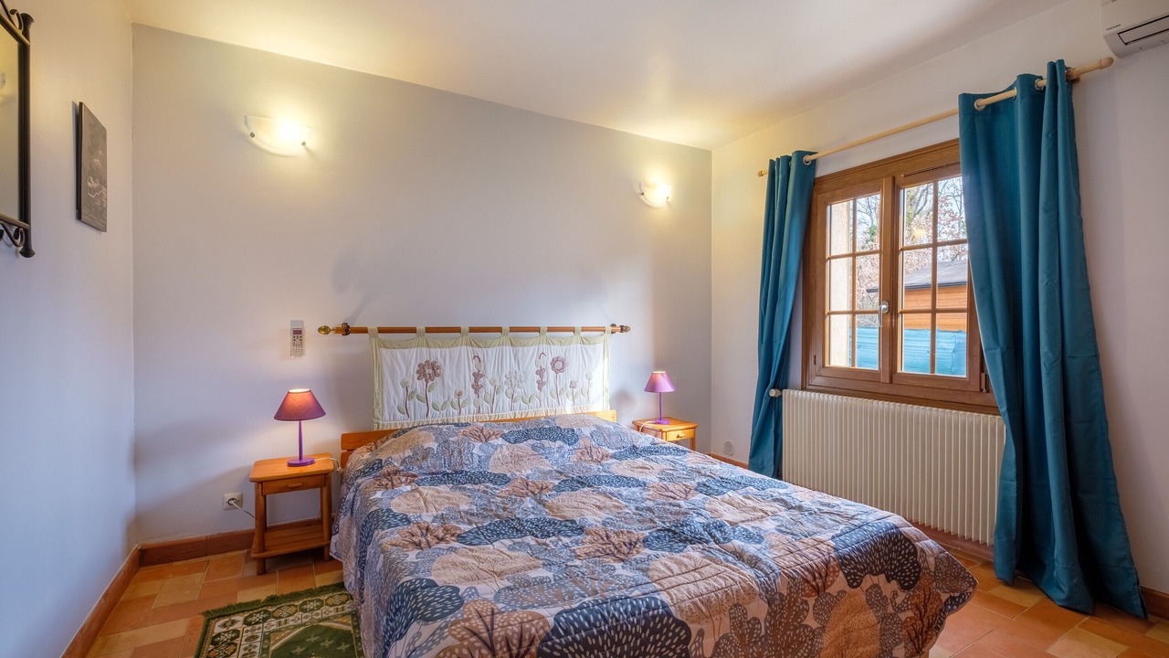 Photo of Bedroom in Saint-Cezaire-sur-Siagne