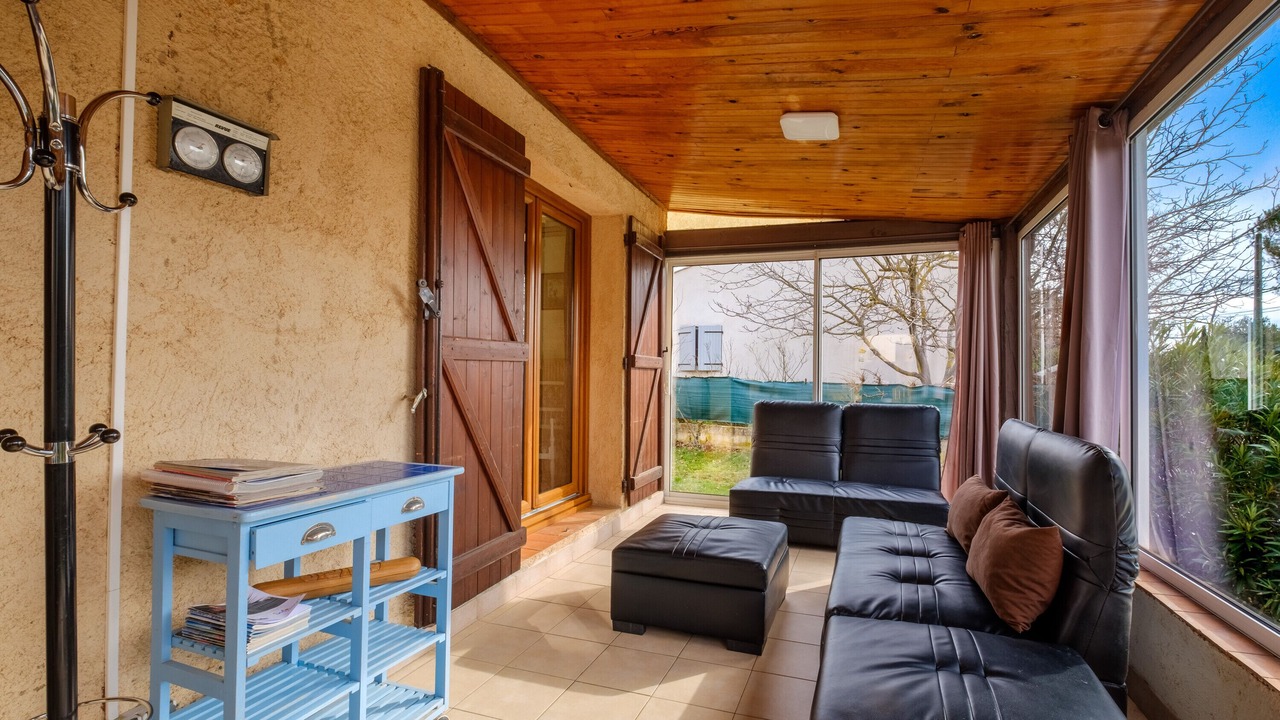 Photo of Livingroom in Saint-Cezaire-sur-Siagne