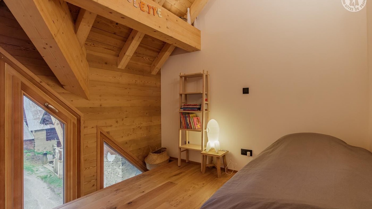 Photo of Bedroom in Saint-Colomban-des-Villards