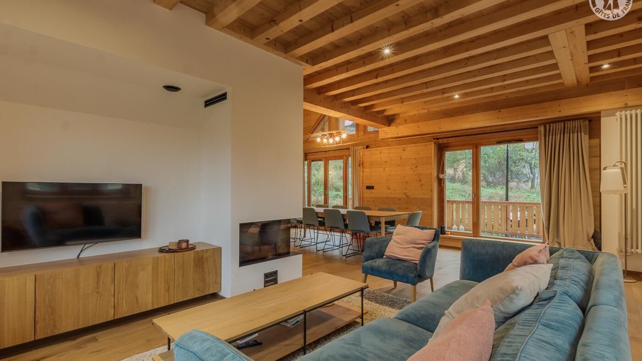 Photo of Livingroom in Saint-Colomban-des-Villards