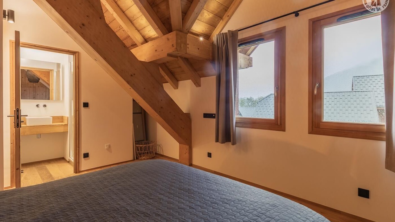 Photo of Bedroom in Saint-Colomban-des-Villards