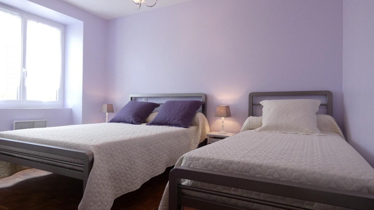Photo of Bedroom in Angoume