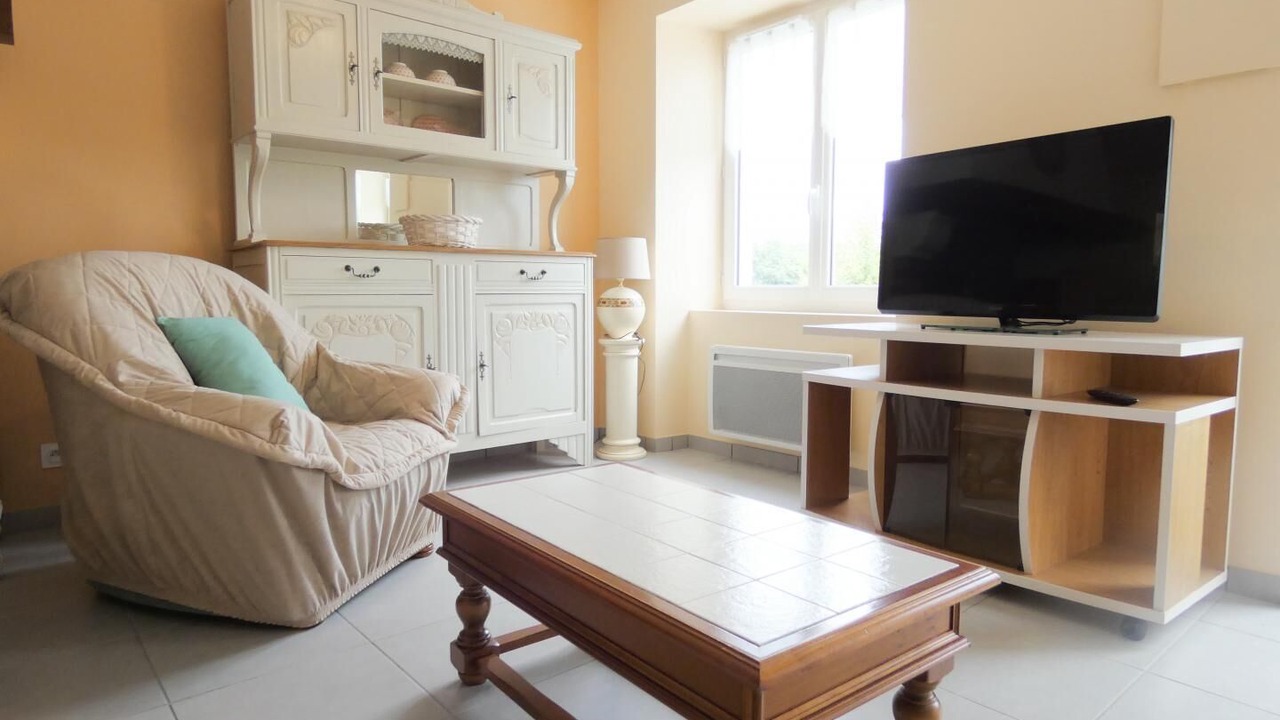 Photo of Livingroom in Angoume