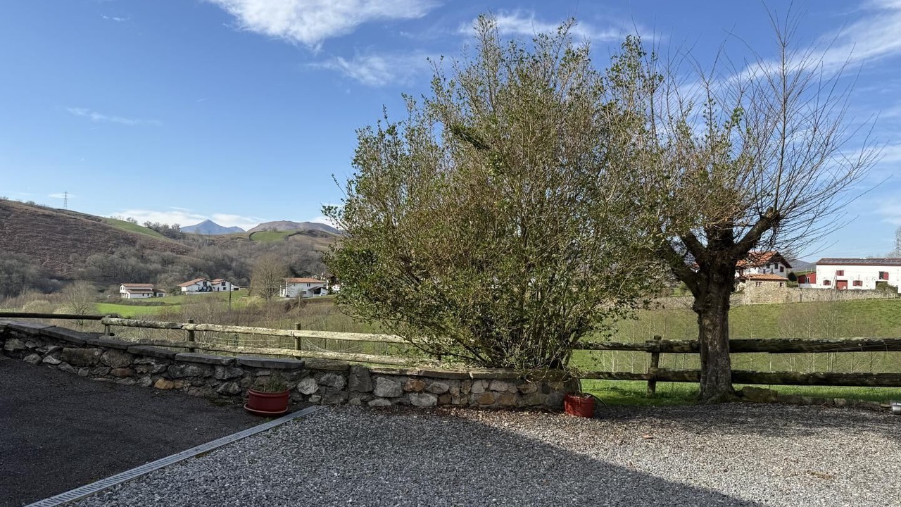 Photo of Outdoor in Macaye