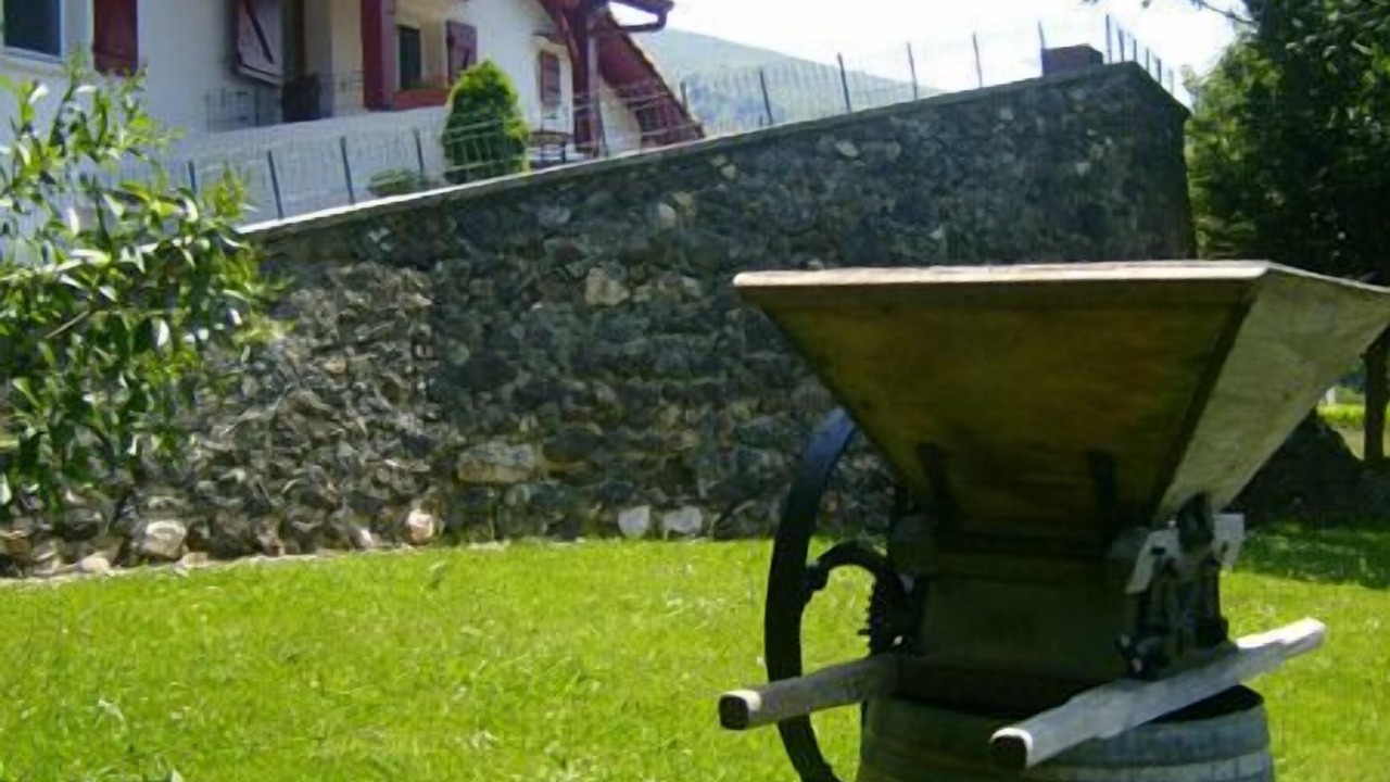 Photo of Outdoor in Macaye