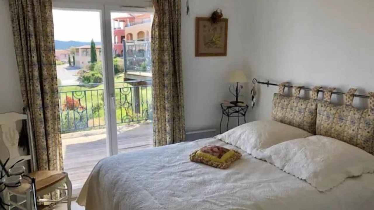 Photo of Bedroom in La Rouviere
