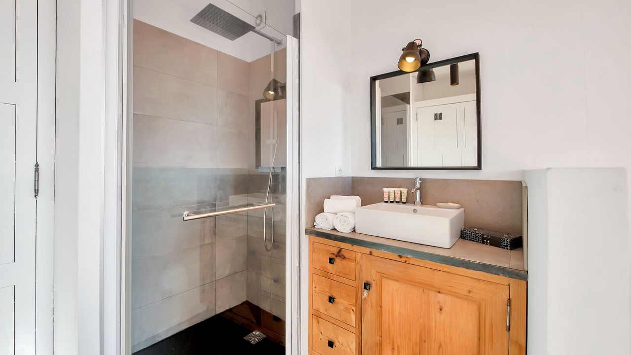 Photo of Bathroom in Carnot