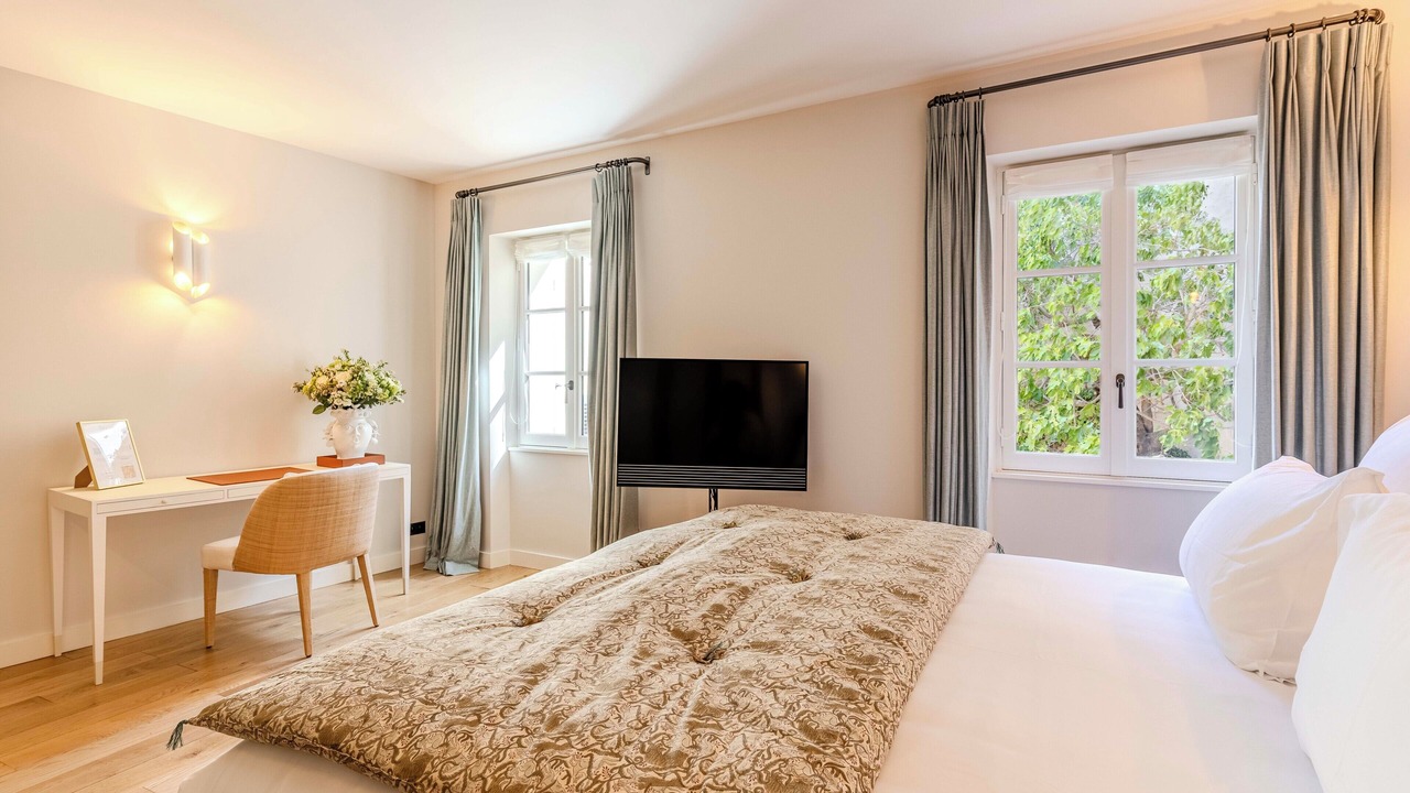Photo of Bedroom in Old Town