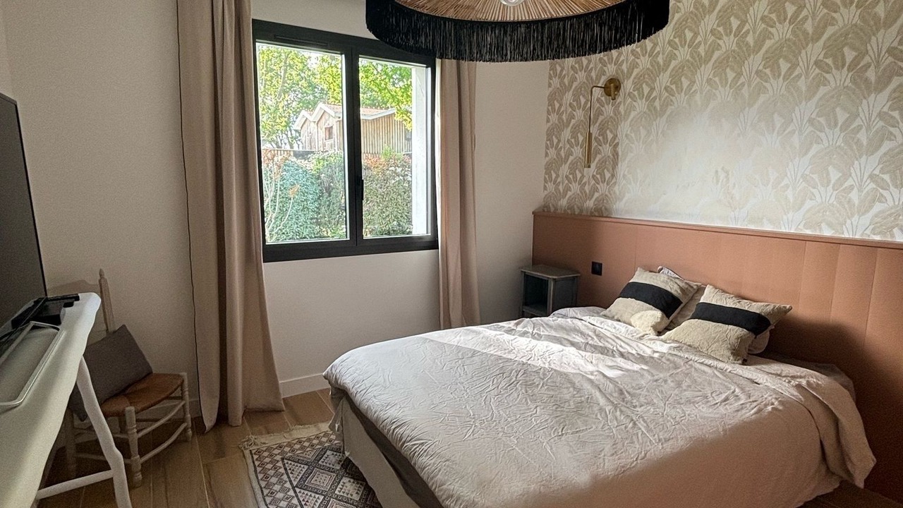 Photo of Bedroom in La Teste-de-Buch