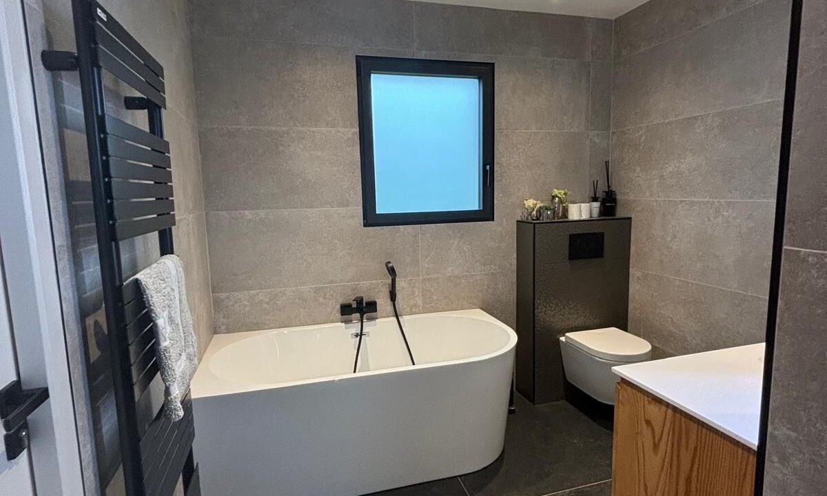 Photo of Bathroom in La Teste-de-Buch