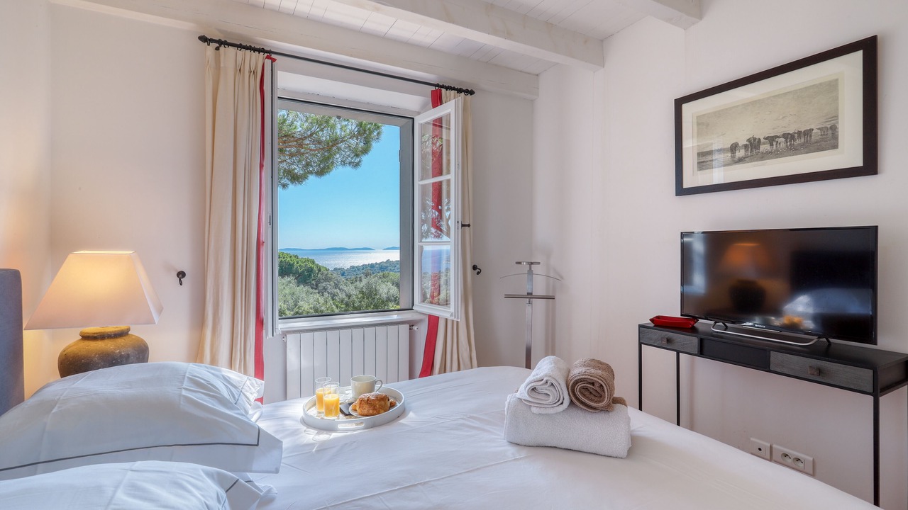 Photo of Bedroom in La Croix-Valmer