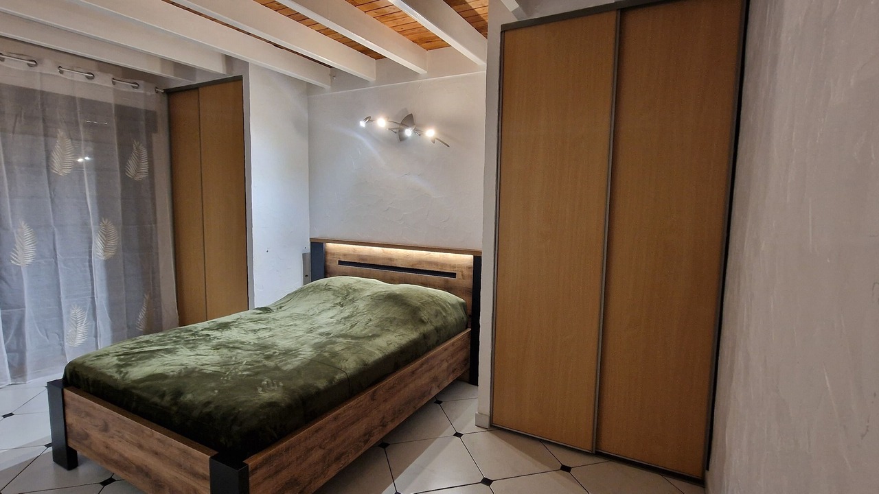 Photo of Bedroom in Geu