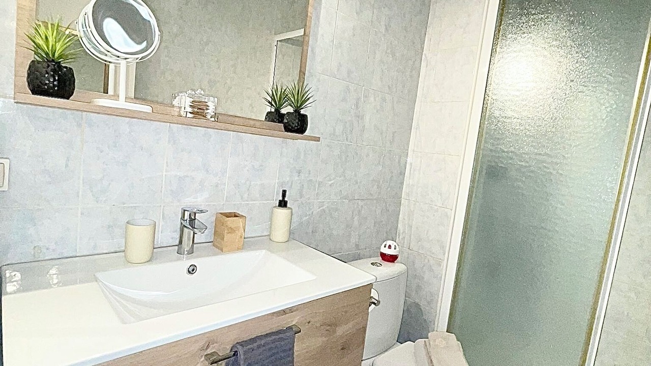 Photo of Bathroom in Carnot