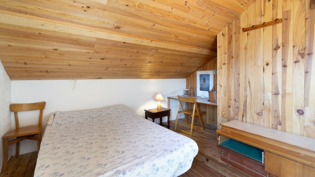 Photo of Bedroom in Montricher-le-Bochet