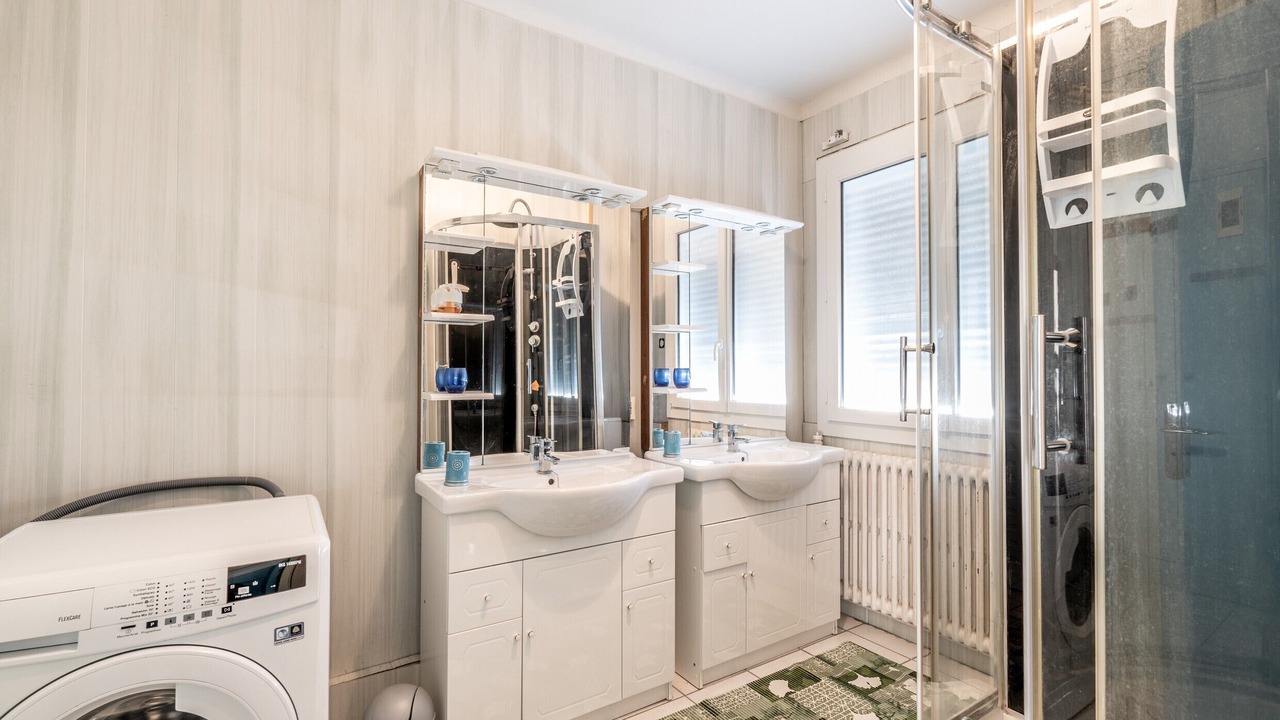 Photo of Bathroom in Barbatre