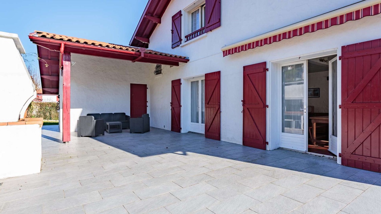 Photo of Patio Balcony in Briscous