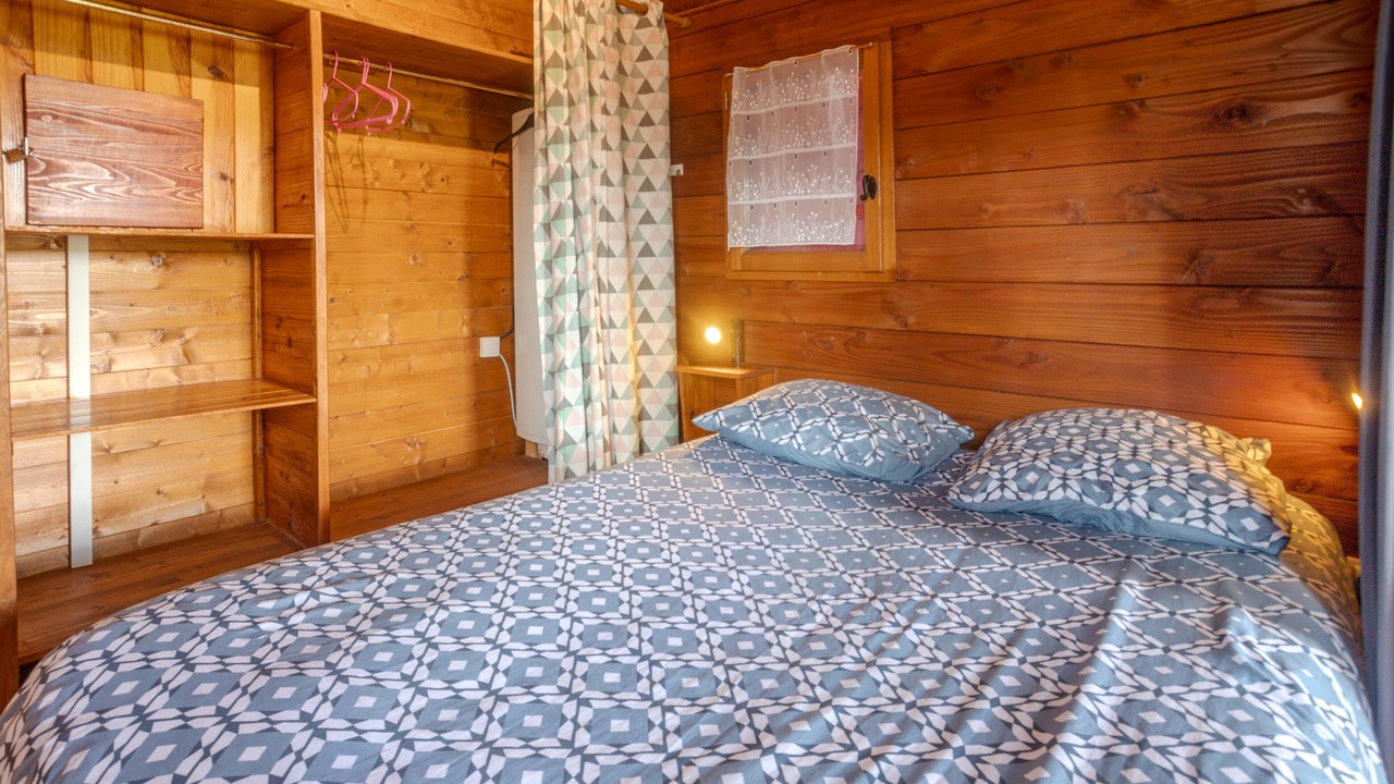 Photo of Bedroom in Mortiers