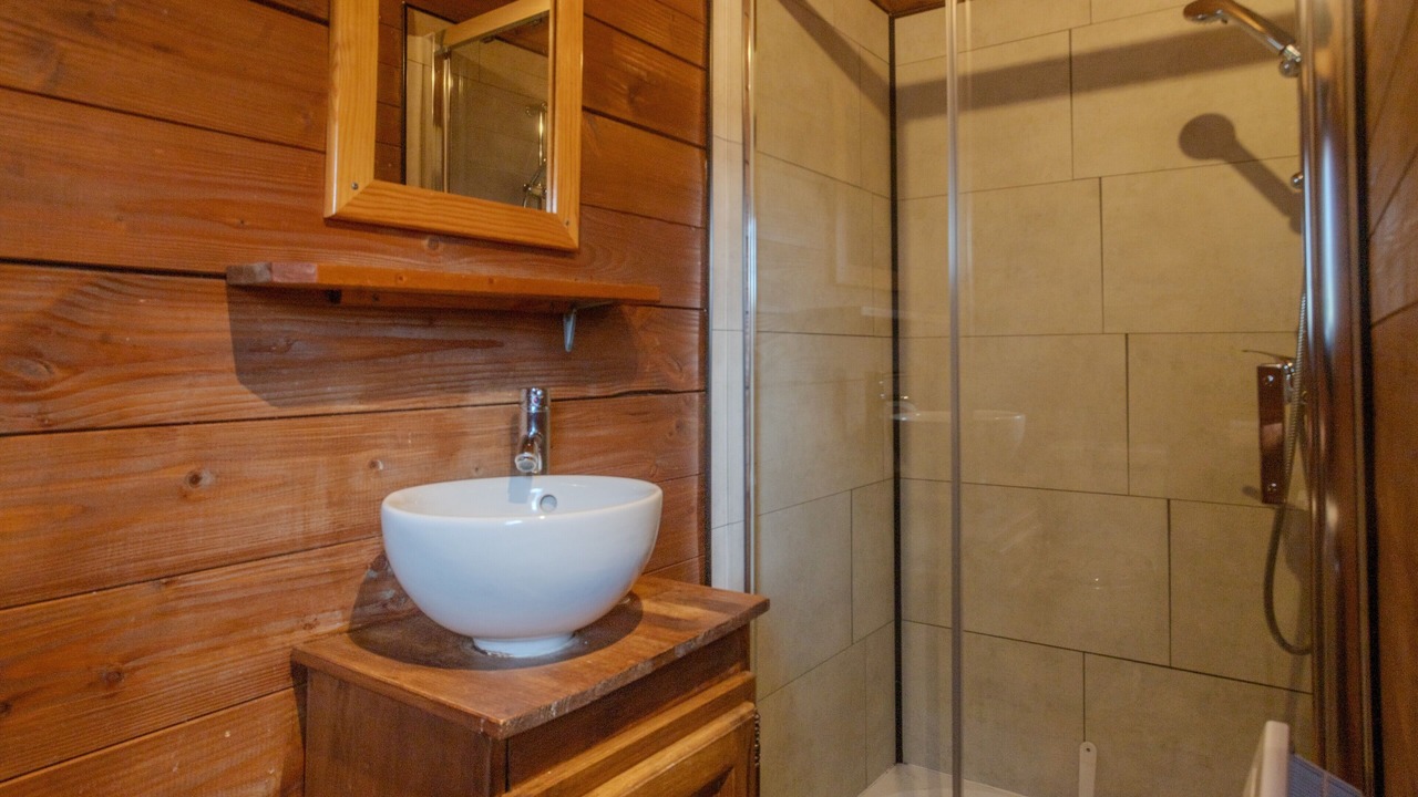 Photo of Bathroom in Mortiers