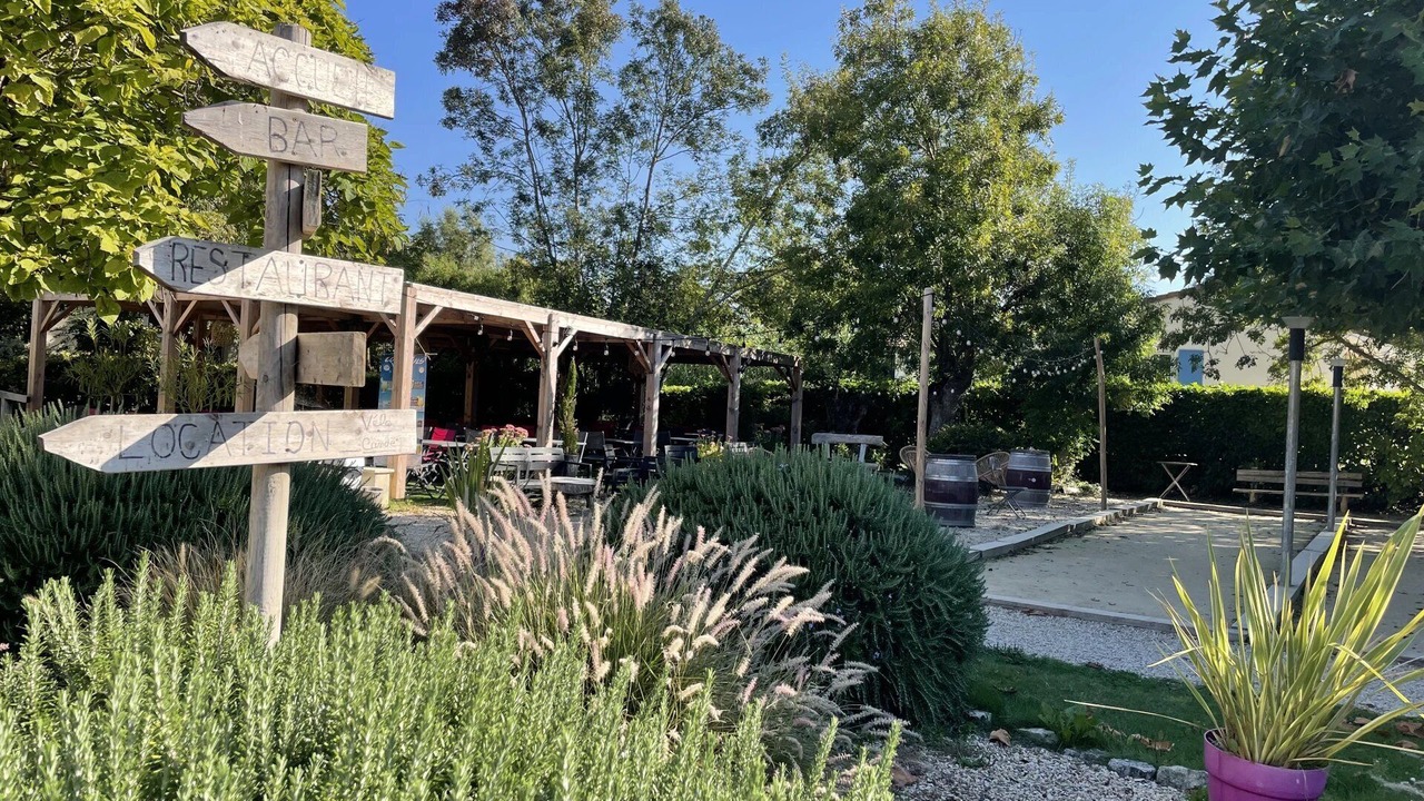 Photo of Outdoor in Coulon
