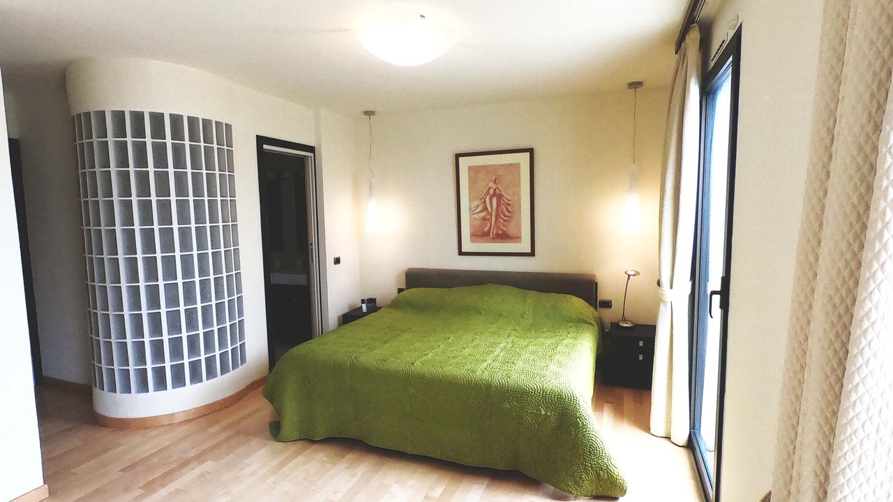 Photo of Bedroom in Villeneuve-Loubet