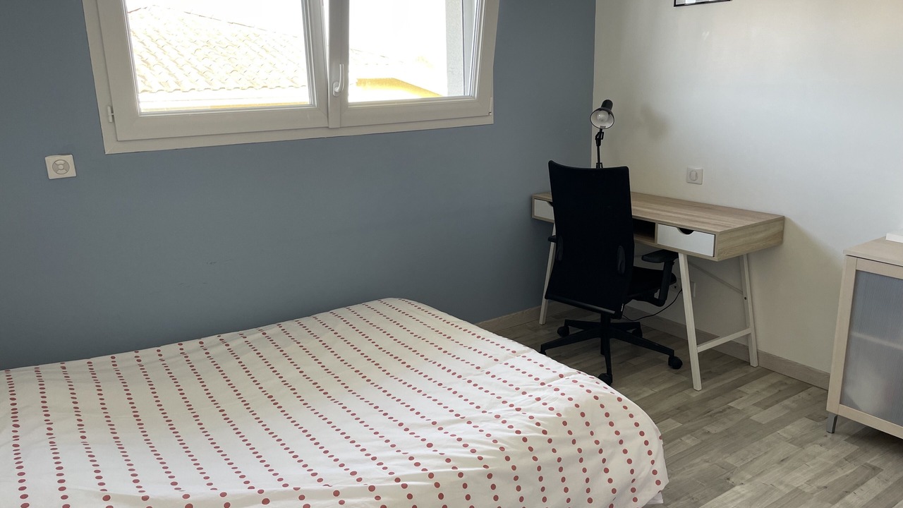 Photo of Bedroom in Narrosse