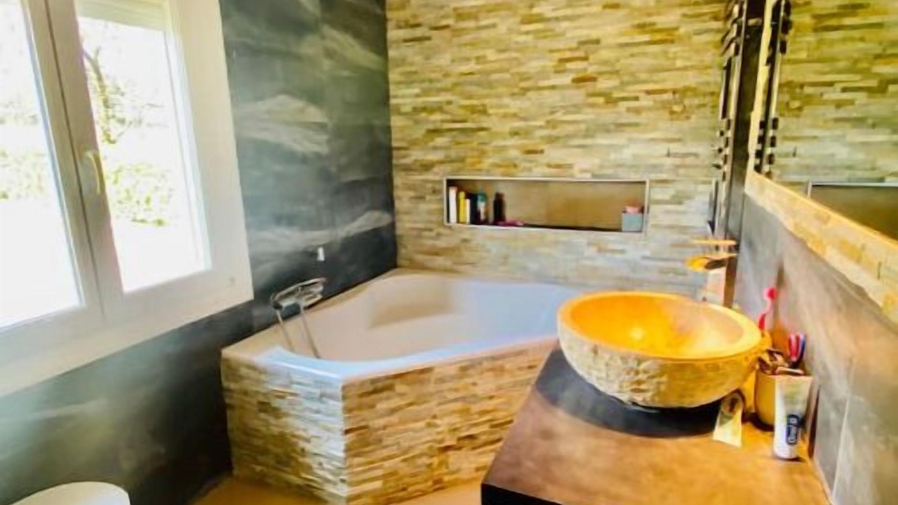Photo of Bathroom in Roquefort-les-Pins