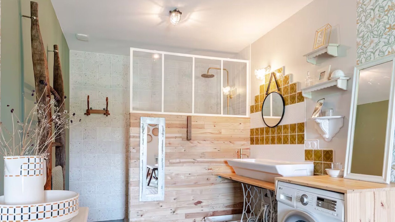 Photo of Bathroom in Nojals-et-Clotte