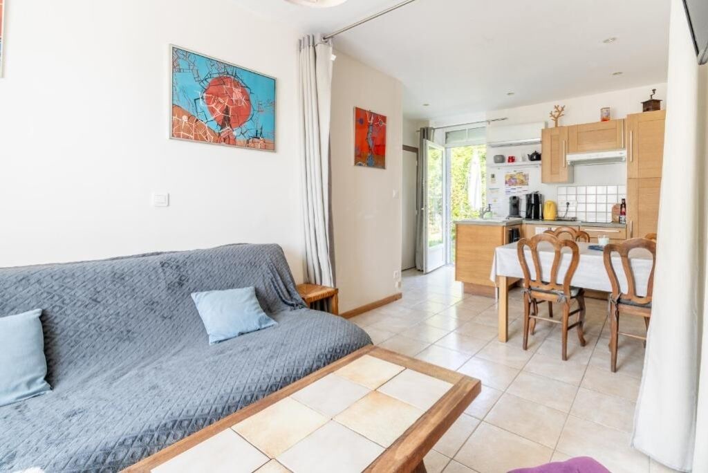 Photo of Livingroom in Touvois