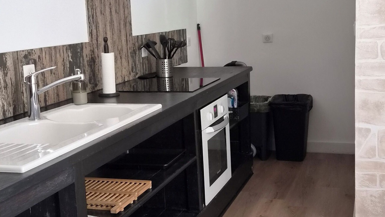 Photo of Kitchen in Migron