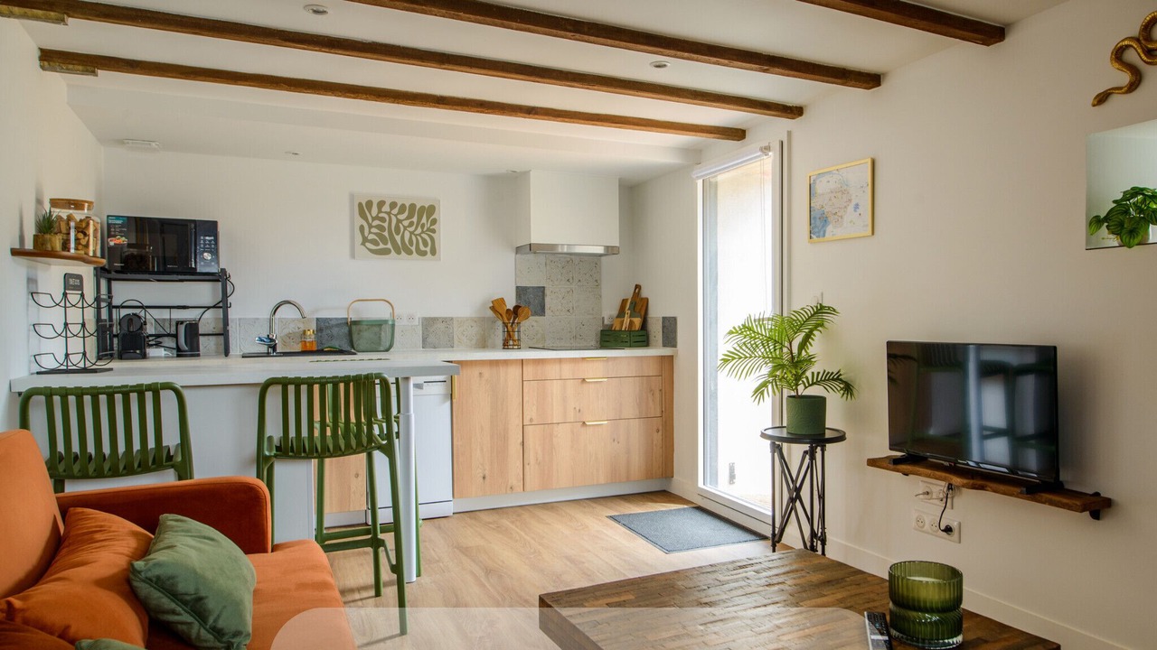 Photo of Livingroom in Saint-Leger-les-Vignes
