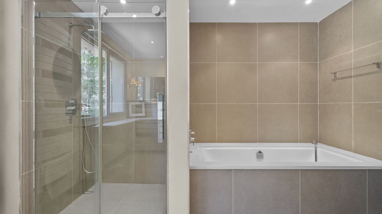Photo of Bathroom in Opio