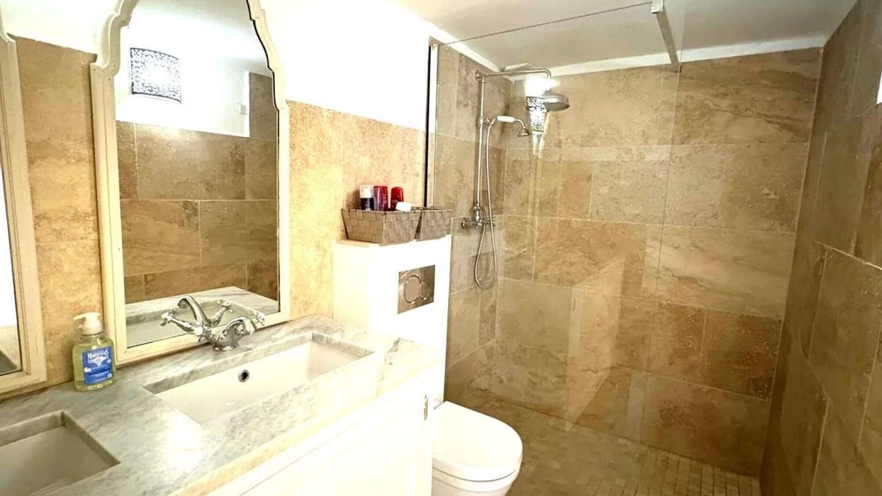 Photo of Bathroom in Old Town