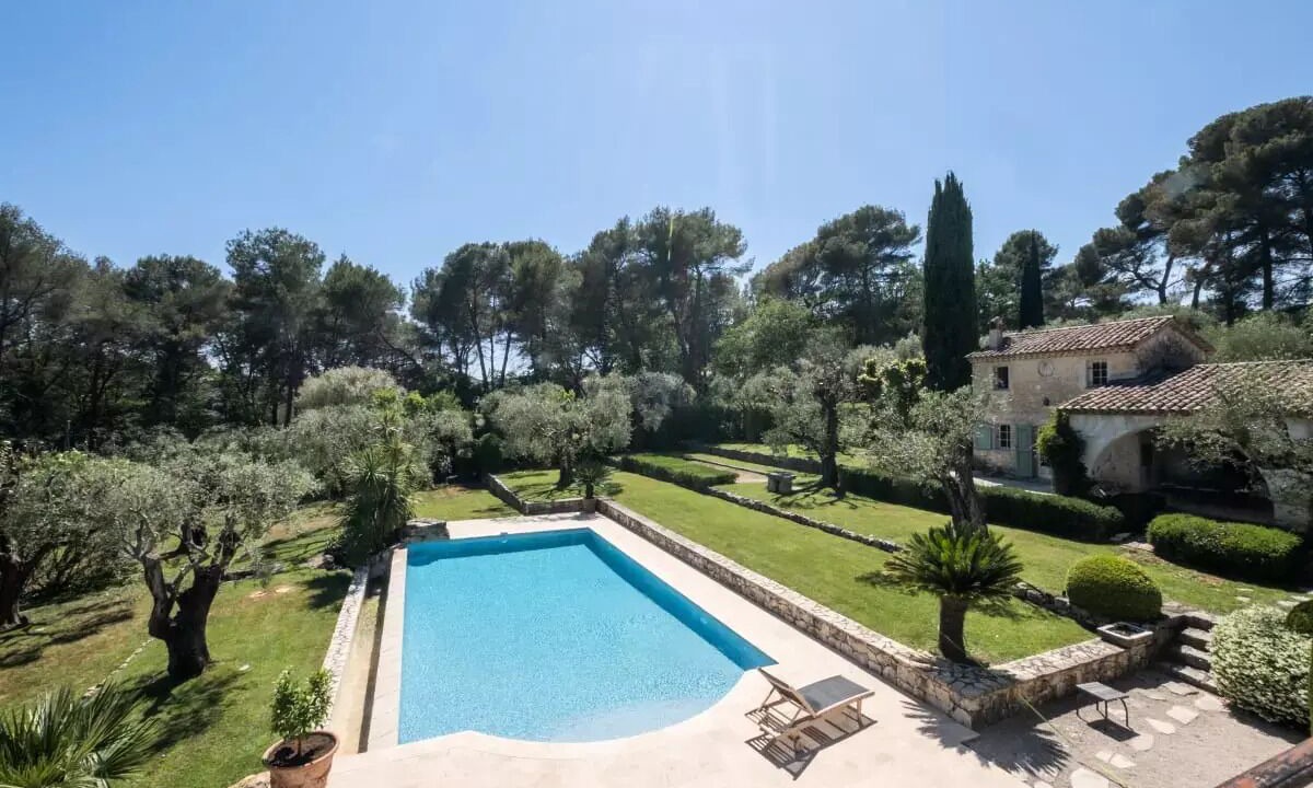 Photo of Outdoor in Roquefort-les-Pins