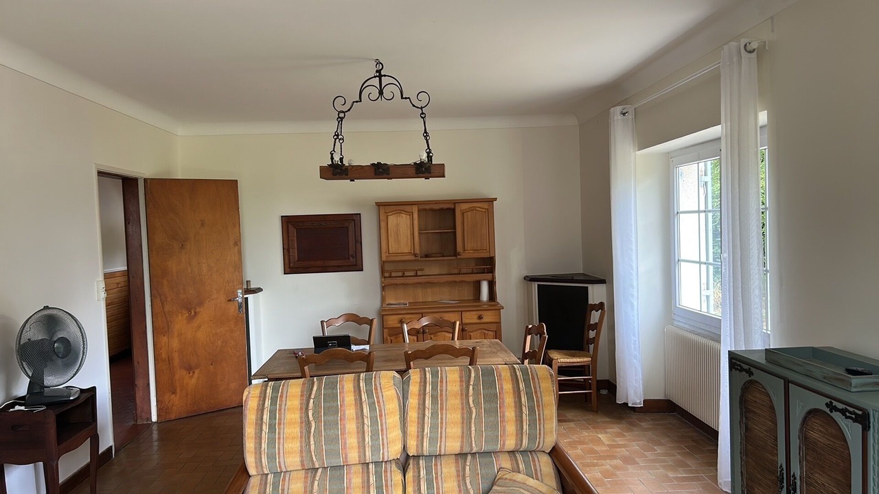 Photo of Livingroom in Jonzac