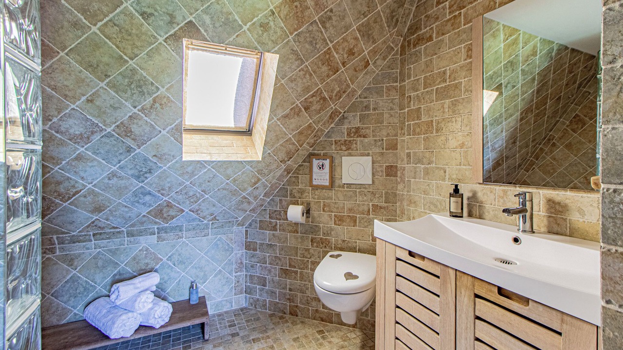 Photo of Bathroom in Castelnaud-la-Chapelle