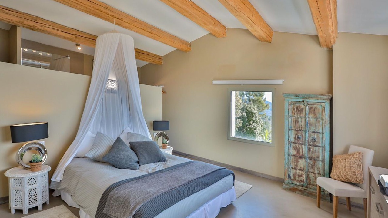 Photo of Bedroom in Saint-Vallier-de-Thiey
