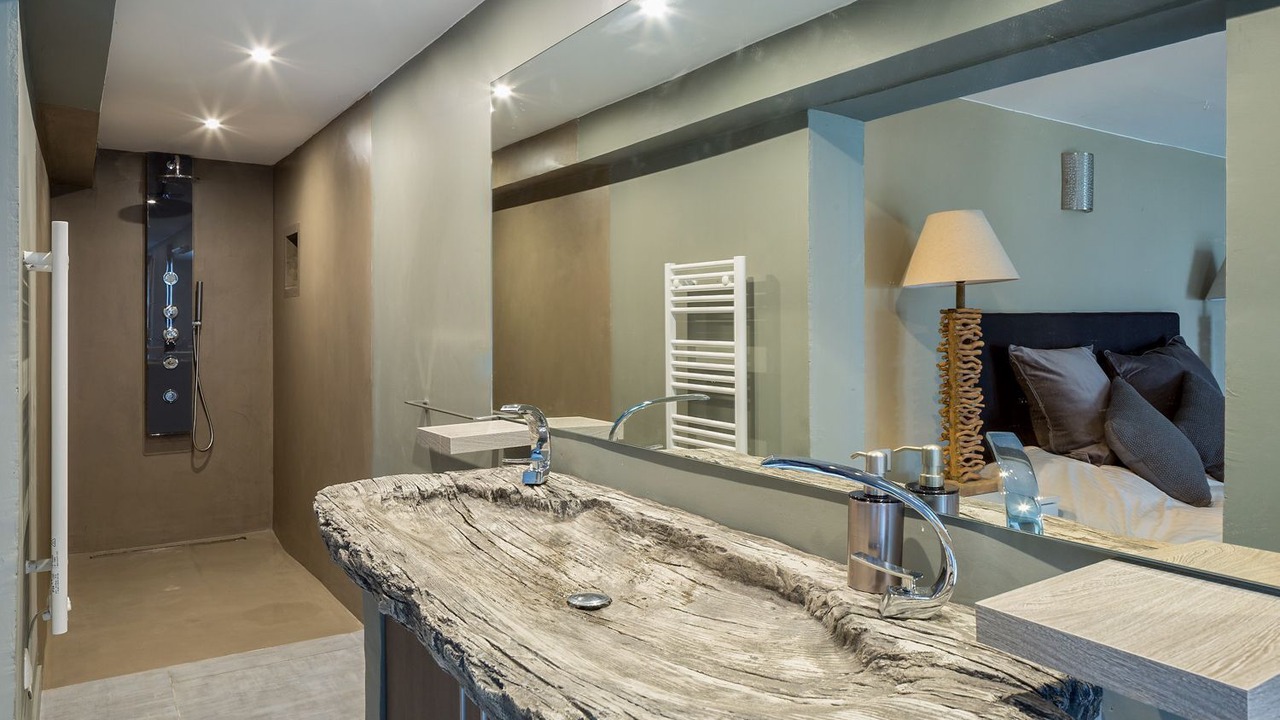Photo of Bathroom in Saint-Vallier-de-Thiey