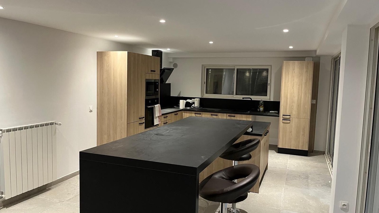 Photo of Kitchen in Saint-Vallier-de-Thiey