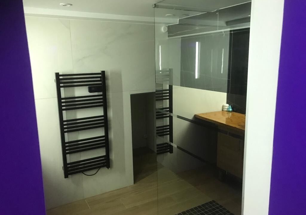 Photo of Bathroom in Saint-Vallier-de-Thiey