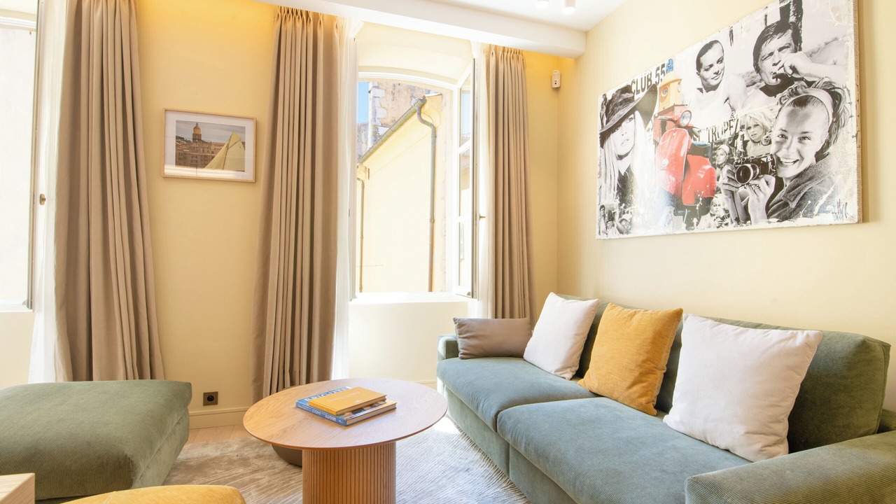 Photo of Livingroom in Old Town