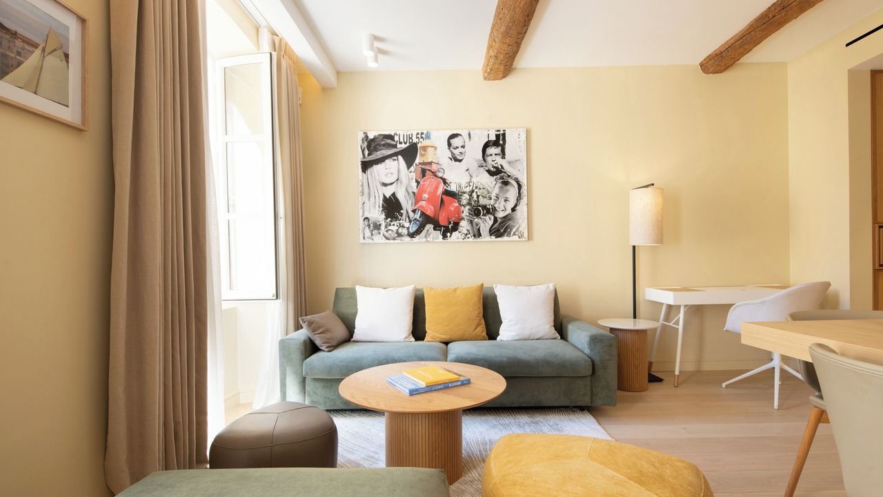 Photo of Livingroom in Old Town