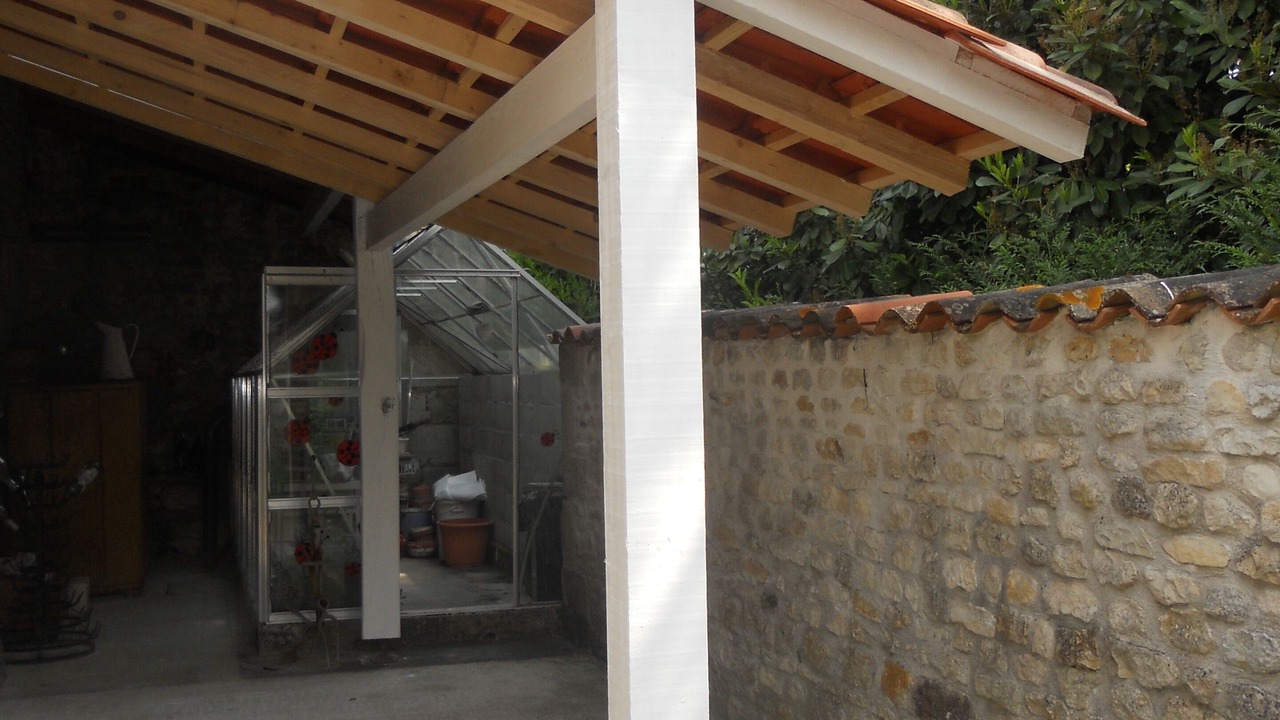 Photo of Outdoor in Saint-Martial-de-Vitaterne