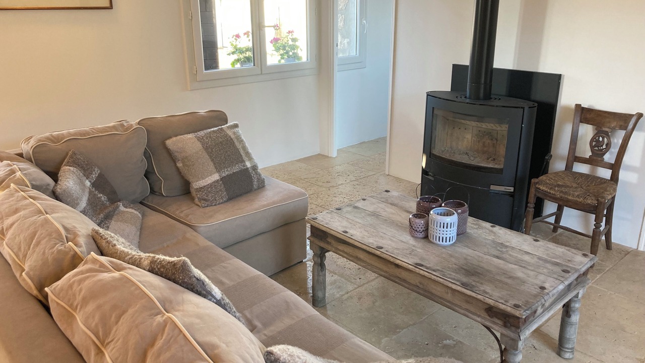 Photo of Livingroom in Courmes