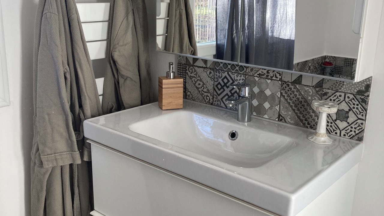 Photo of Bathroom in Courmes