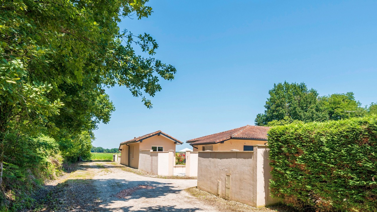 Photo of Outdoor in Mimbaste
